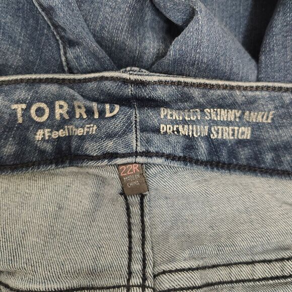 TORRID Perfect Skinny Ankle Sz 22 Women's Premium Stretch Mid Rise Jeans - Picture 4 of 4